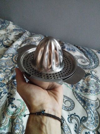 Exprimidor de acero inoxidable