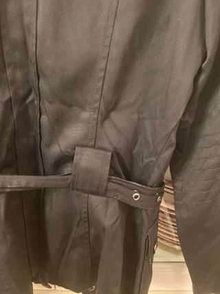 Cazadora parka negra talla S Zara