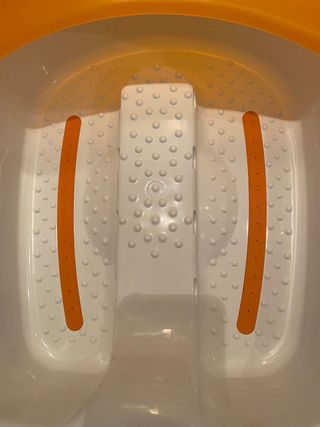 Bañera de hidromasaje para pies