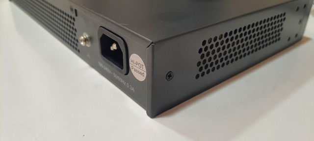 TP Link TL-SG1016D 16 port Gigabit enrackable