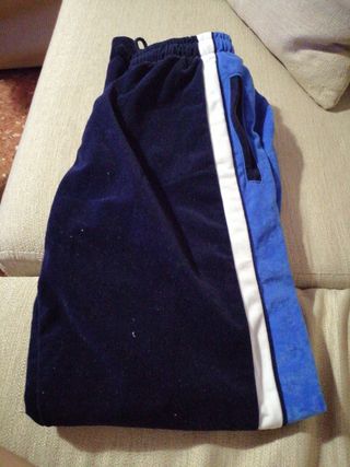 Chándal  colegio escolapios talla 14 años