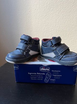 Botas niño CHICCO talla 20
