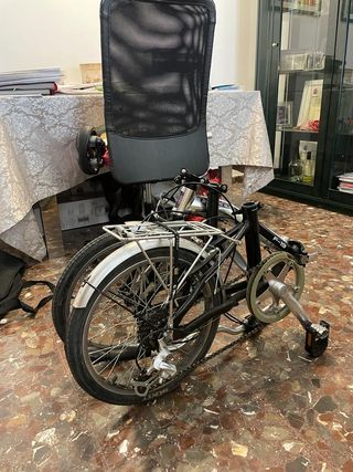 Bicicleta plegable Monty con portaequipajes