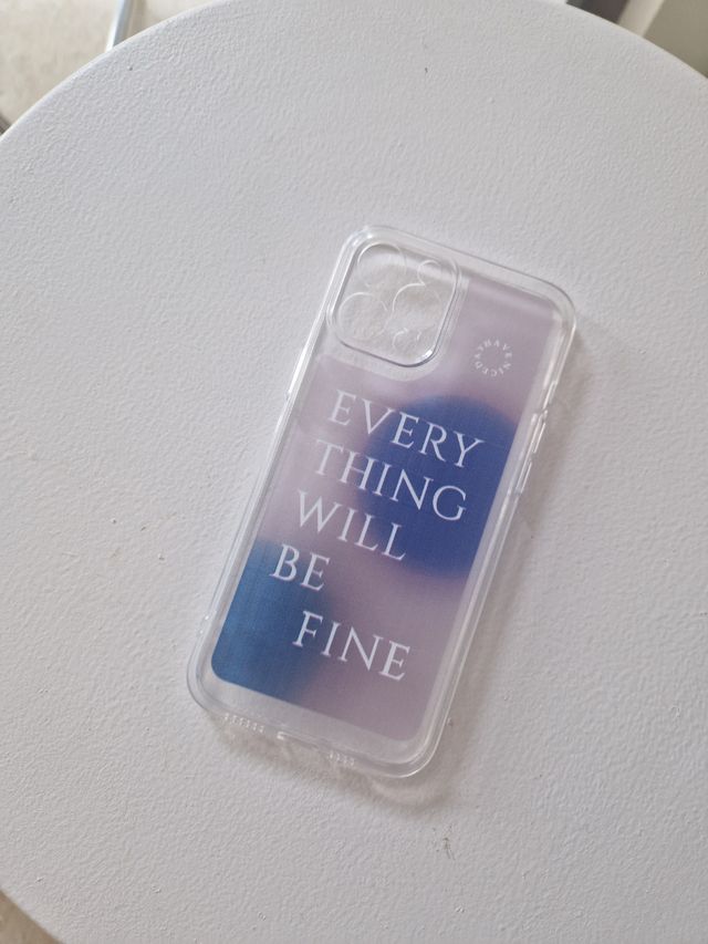 Funda móvil Iphone 12 pro max.