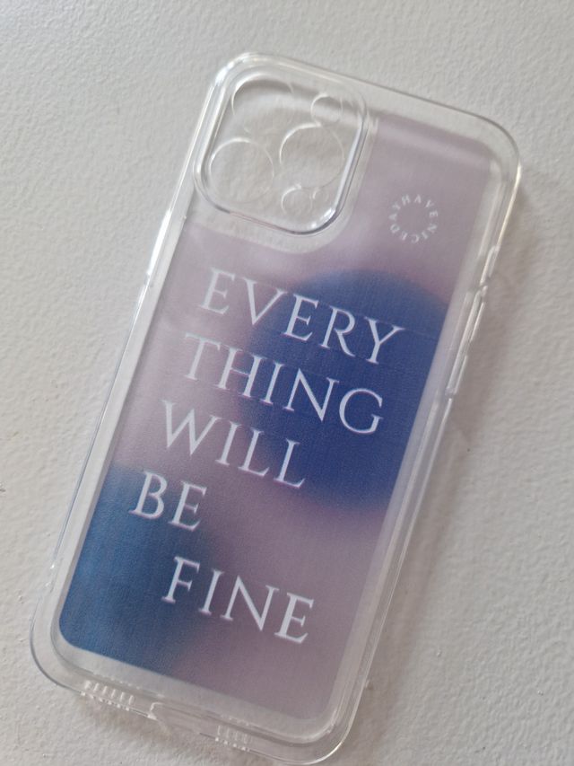 Funda móvil Iphone 12 pro max.