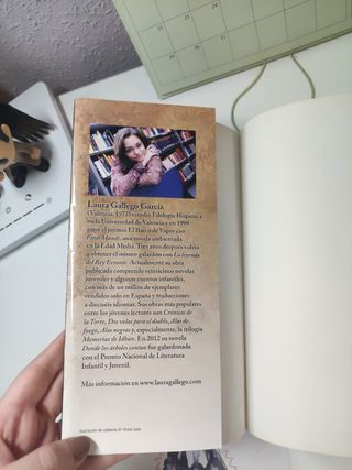 El libro de los Portales: Laura Gallego
