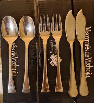 Cubiertos de pescado