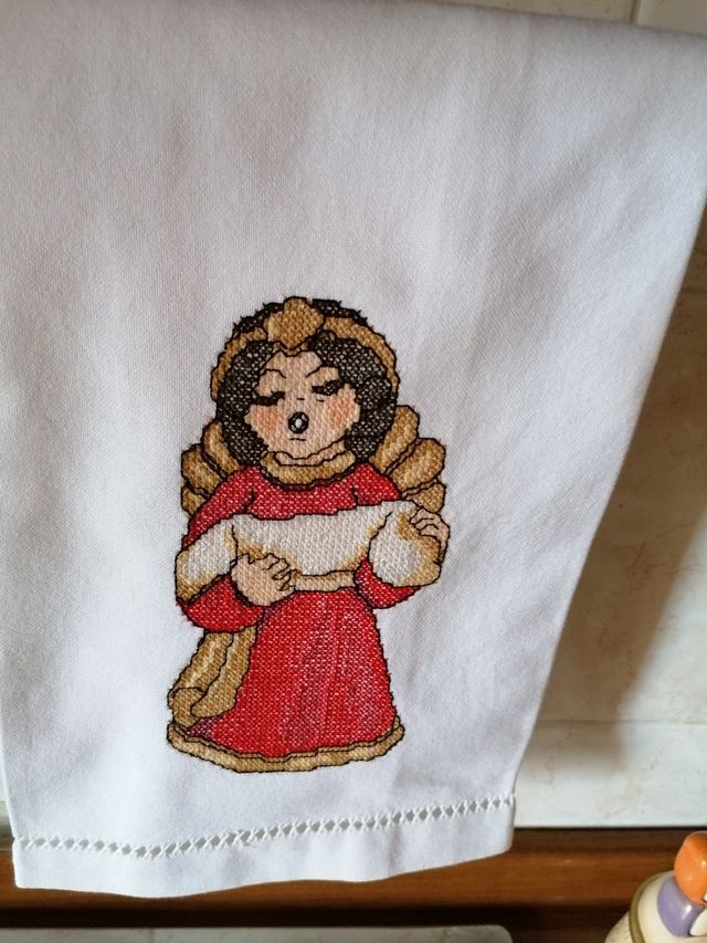 Strofinaccio da cucina ricamato a punto croce