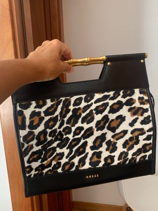 Bolso nuevo sin estrenar Guess 