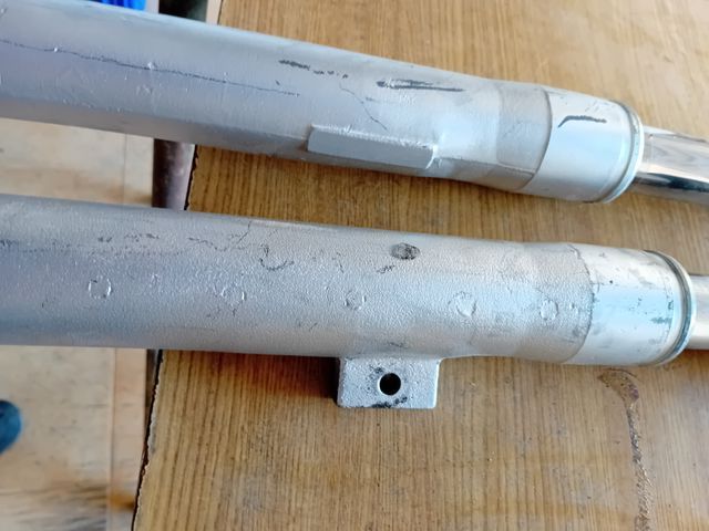 Montesa cappra Vb 1977, Horquilla y Tijas