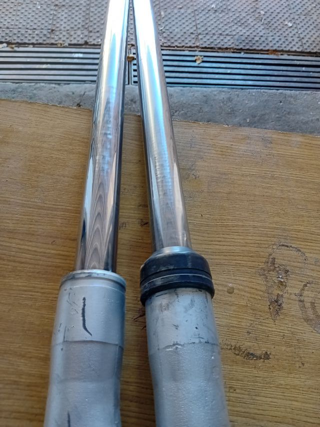 Montesa cappra Vb 1977, Horquilla y Tijas