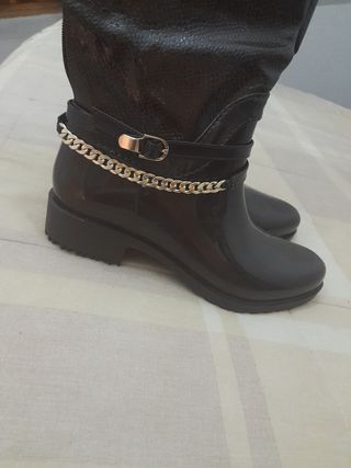 Botas altas. Básico de temporada otoño invierno.