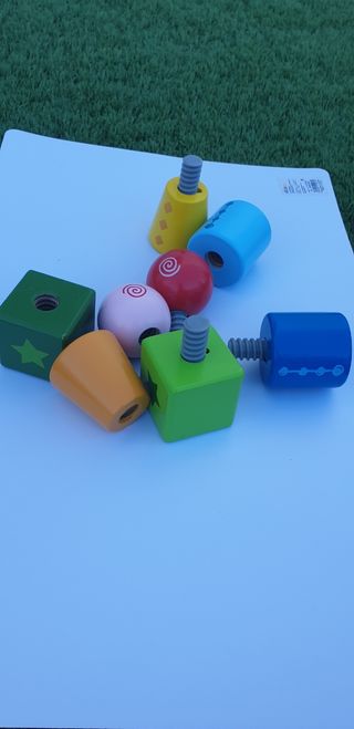 Juego de Tuercas Estimulación Niños