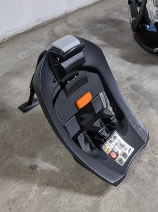 Sillita Grupo 0+ Cybex Aton 3 + base universal.