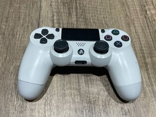 Play Station 4 Slim 1 tera