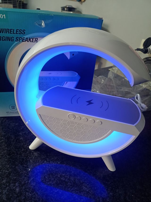Lampada multicolore cassa bluetooth