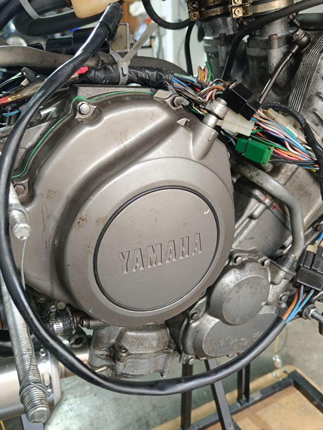 Motor Yamaha XTZ750 Super Ténéré 750