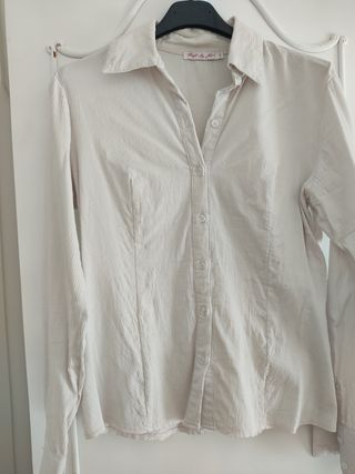 Camisas 5 euros cada una