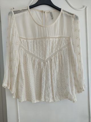 Camisas 5 euros cada una