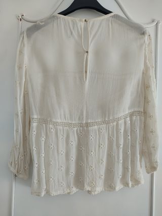 Camisas 5 euros cada una