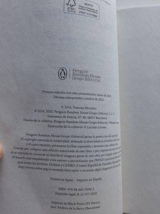 Mujeres que compran flores. Vanessa Montfort