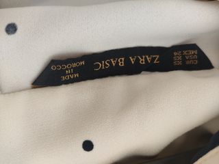 Camisas y faldas 10 euros cada una