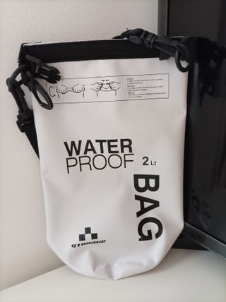 BOLSA WATER PROOF IMPERMEABLE CON CORREA