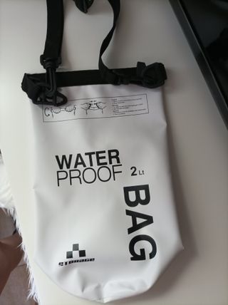 BOLSA WATER PROOF IMPERMEABLE CON CORREA