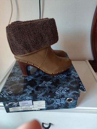 Botines marrones núm 40
