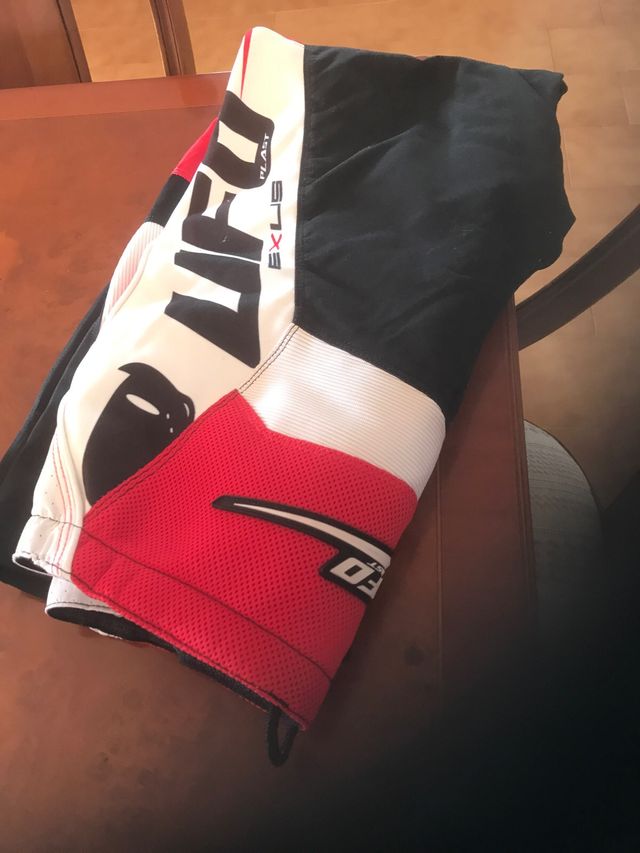 pantalon moto montaña UFP