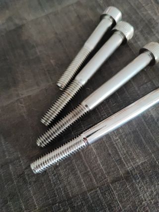 Tornillería Allen metrica 8x125