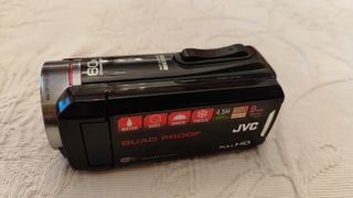 Cámara de vídeo JVC Quad Proof Camcorder