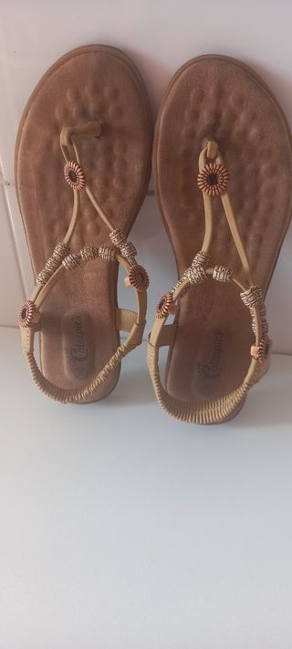 Sandalias