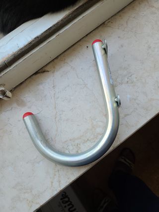 GANCIO APPENDI ABITI  MURO