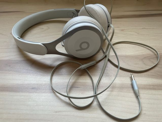 Cascos Beats con cable