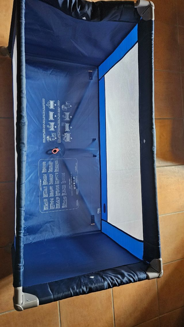 Cuna de viaje y colchón extra