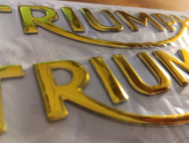 2 emblemas triumph 3D [Envío gratis ordinario]