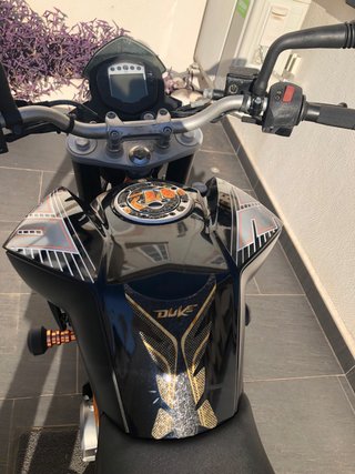 KTM Duke 390