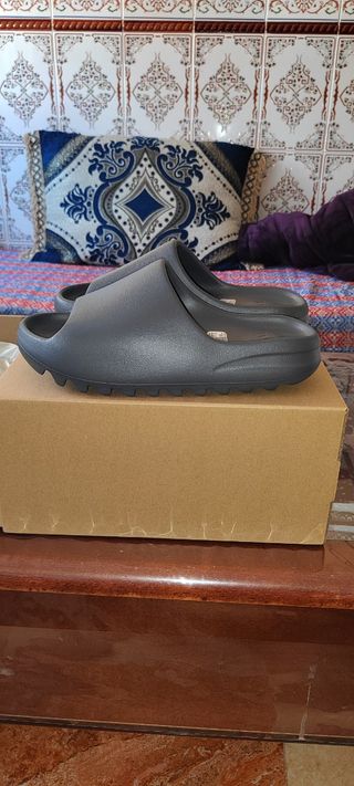 Yeezy slide granite
