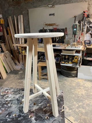 taburete alto