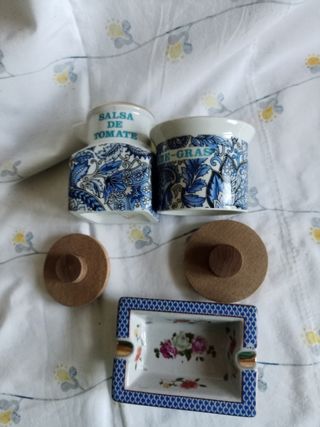 PORCELANA SALSA,FOIE GRAS Y CENICERO