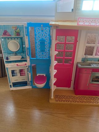 Casa y coche de Barbie