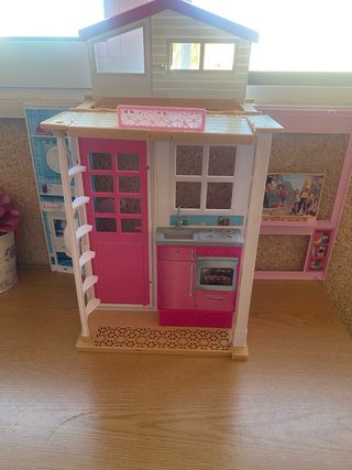 Casa y coche de Barbie