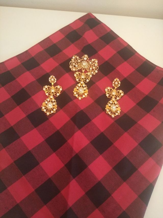 Juego pendientes y broche baturra