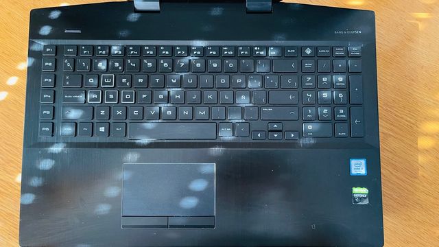 Portatile Gamer HP OMEN 17-CB0005NS