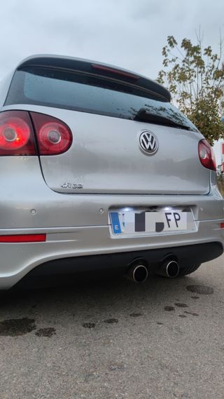 VW Golf R32 V6 M