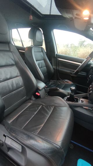VW Golf R32 V6 M
