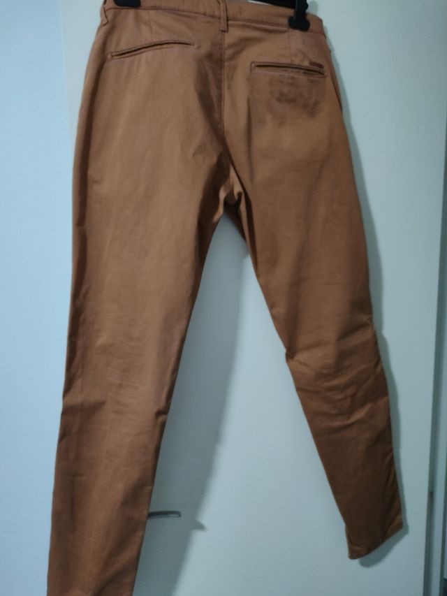 Pantalones chinos Celopman