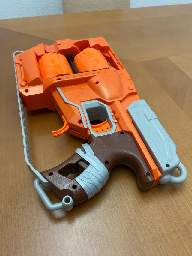 Pistola Nerf Zombie Strike FlipFury
