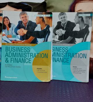 Libros de inglés, administración y finanzas